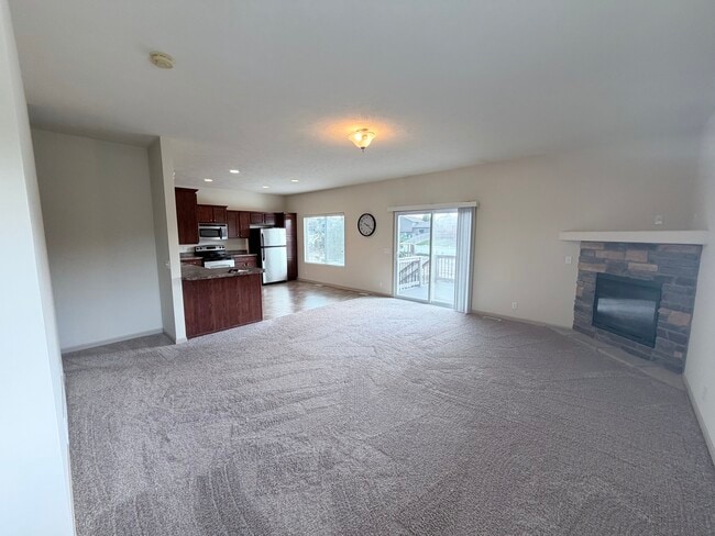 5135 S 195th Cir, Omaha, NE 68135 - photo 2