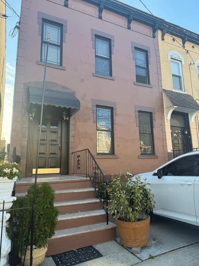 111 19th St unit 2nd floor, Union City, NJ 07087 - photo 2