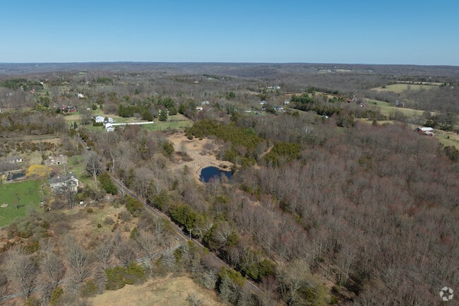 Tinicum is a quiet rural neighborhood with rivers flowing all throughout it.