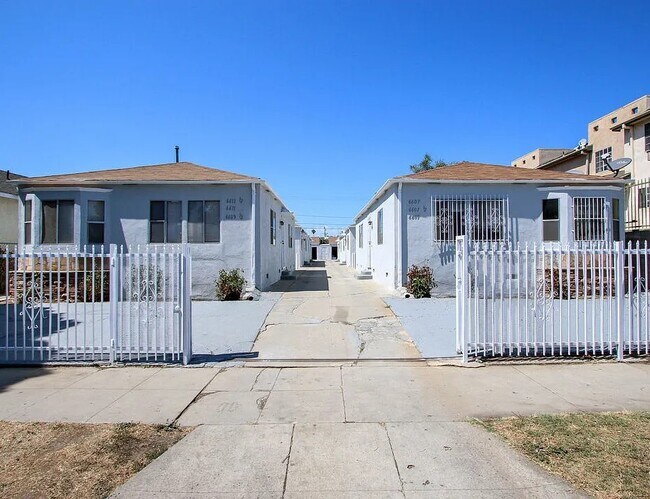 6609 1/2 Brynhurst Ave unit 6609.5, Los Angeles, CA 90043 - photo 2