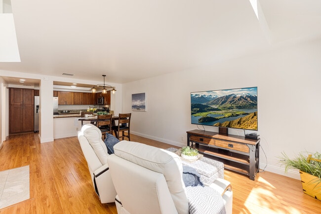 4240 Lost Hills Rd unit 1902, Agoura Hills, CA 91301 - photo 3