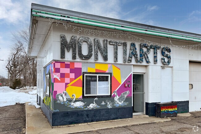 Montiarts invites all art lovers to use their gallery space for creative exposition.