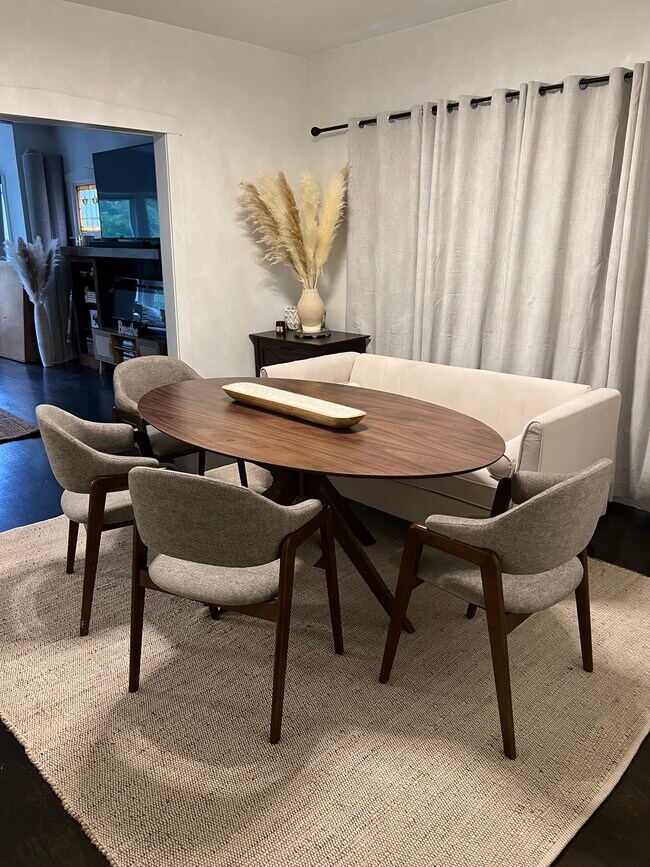 5011 N Lawndale Ave unit 2, Chicago, IL 60625 - photo 6