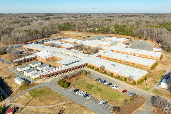 Weddington Middle School provides a safe an wholesome environment to learn.