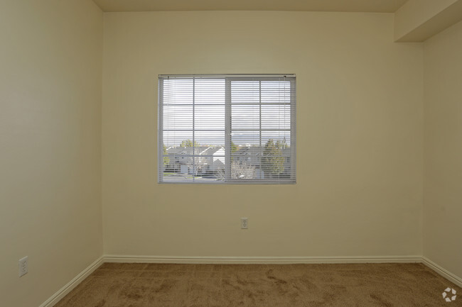 2 Bedroom