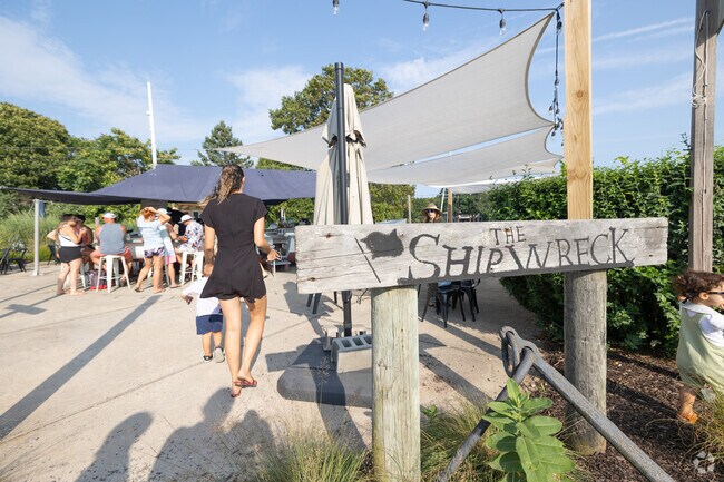 The Shipwreck is an outdoor bar that is part of SALT Waterfront Bar and Grill on Shelter Island.