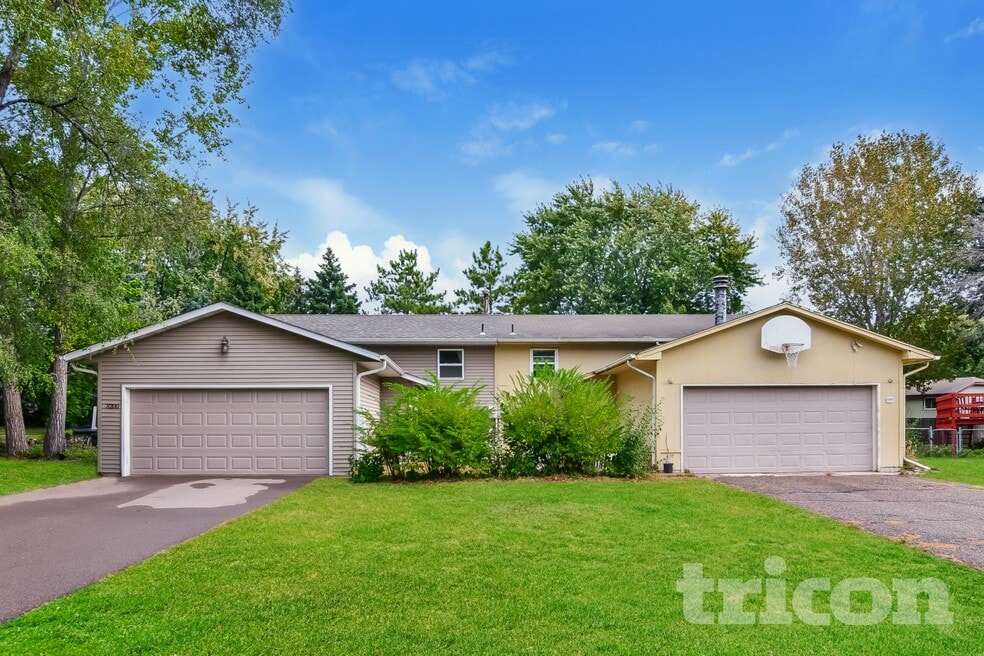 3200 Jurdy Ct S, Saint Paul, MN 55121 - photo 1