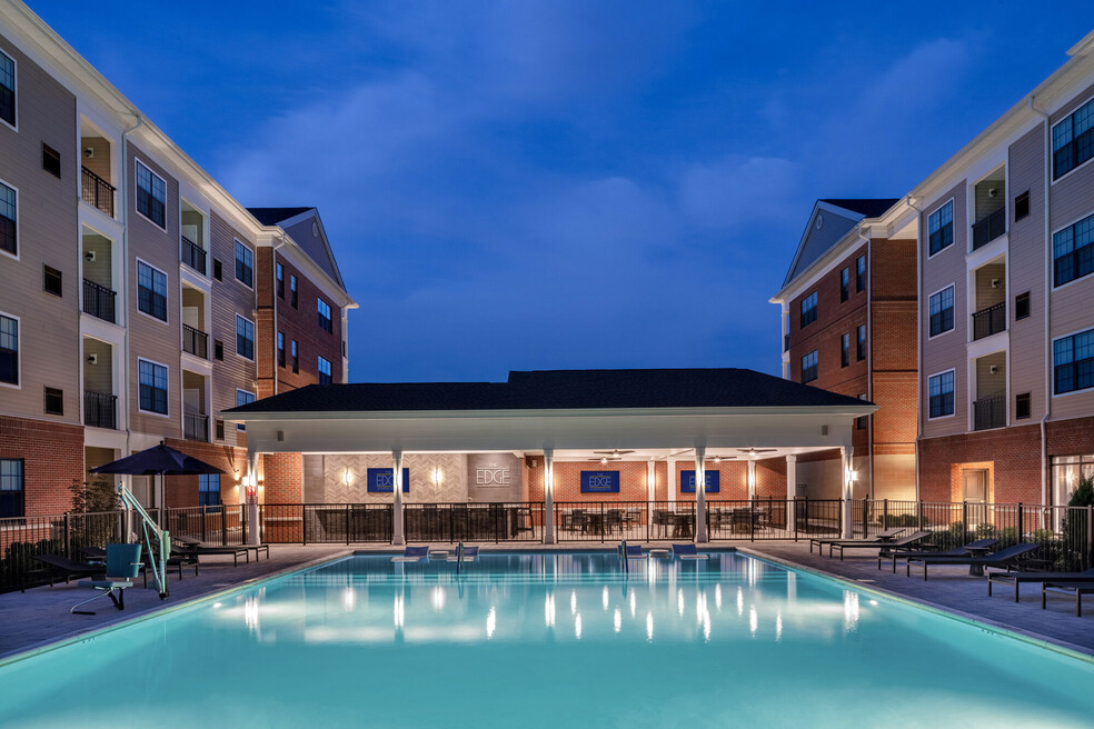 The Edge at Raritan Heights, New Brunswick, NJ 08901 - photo 1