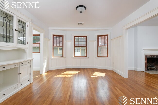 159 Corey St unit 2, West Roxbury, MA 02132 - photo 4