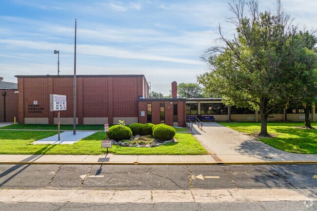 Kensler Elementary School is a well-liked choice for education in Wichita.