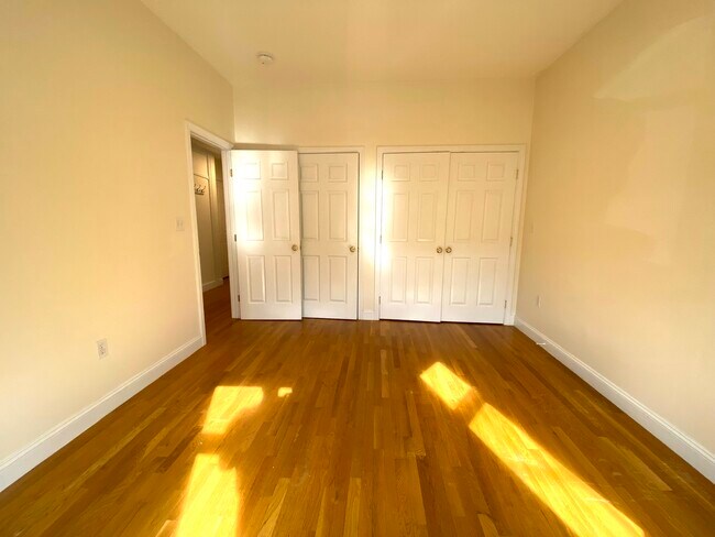 20 Clarendon St unit 1, Watertown, MA 02472 - photo 5