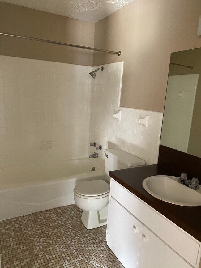 401 Willett Place Blvd unit 401, Monroe, LA 71203 - photo 5