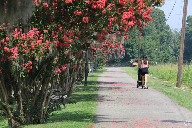 Seminary Ridge is only a few miles from a beautiful canal park in Columbia.