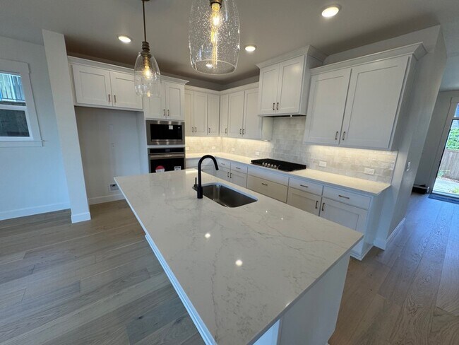 23019 Bland Cir, West Linn, OR 97068 - photo 5