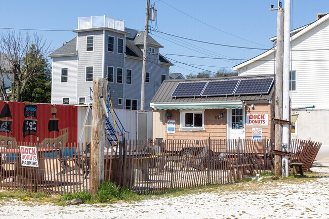 Highland's residents and visitors can stop by Dock Donuts for a little treat near the beach.