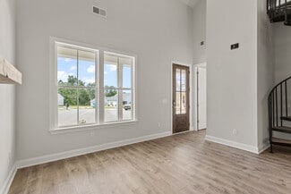 123 Cottage Ln, Greenwood, SC 29649