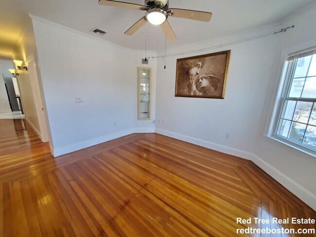 202 Hyde Park Ave, Jamaica Plain, MA 02130 - photo 3