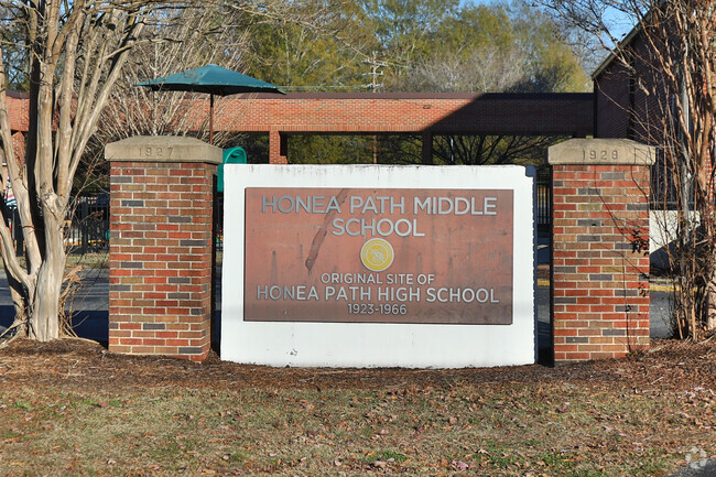 Honea Path Middle historical sign