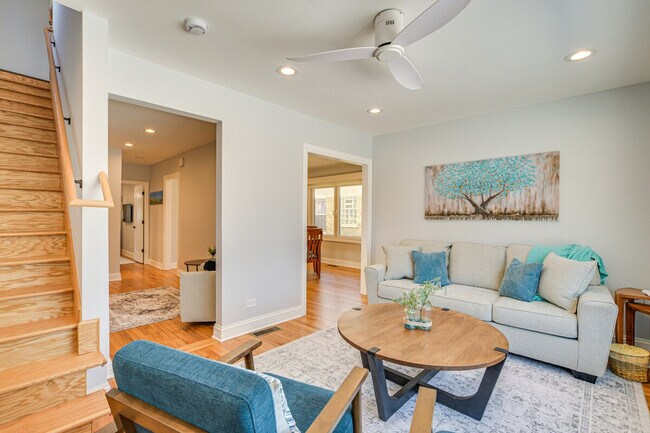 1503 Fowler Ave unit ID1306911P, Evanston, IL 60201 - photo 2