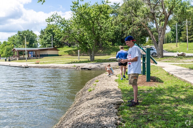 Families flock to Lake Decatur to enjoy the water and fishing opportunities near Jasper Park.