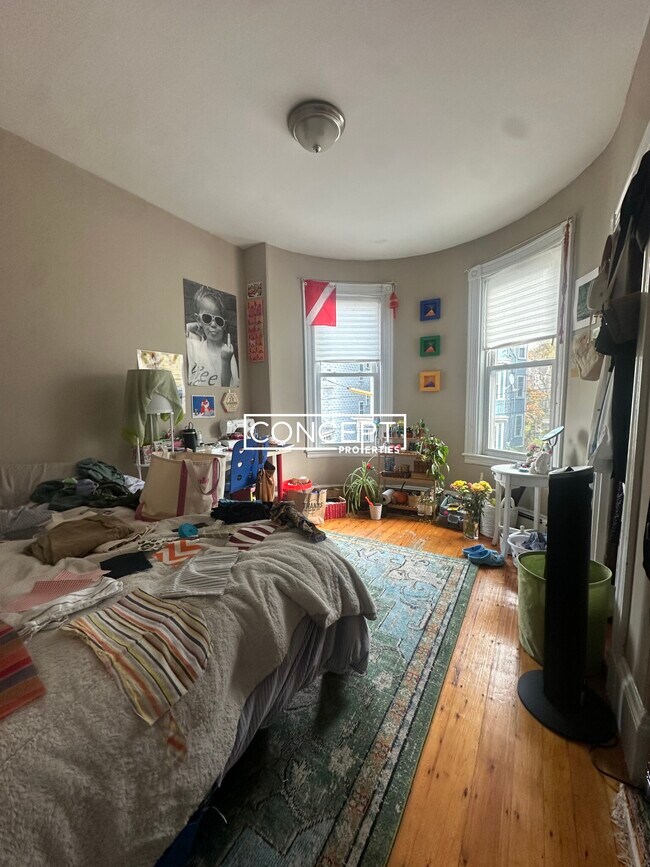 2 Sachem St unit 2, Boston, MA 02120 - photo 3