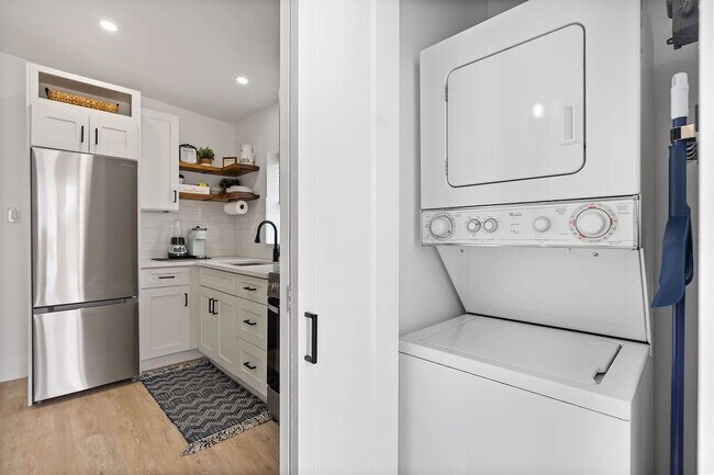 6726 SW 19th St, Miramar, FL 33023 - photo 7