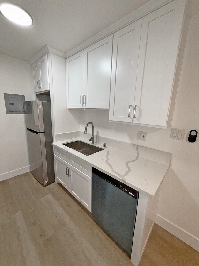 1852 N Wilton Place unit 9, Los Angeles, CA 90028 - photo 5