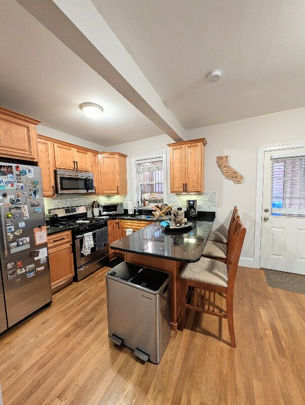 202 W 8th St, Boston, MA 02127 - photo 4