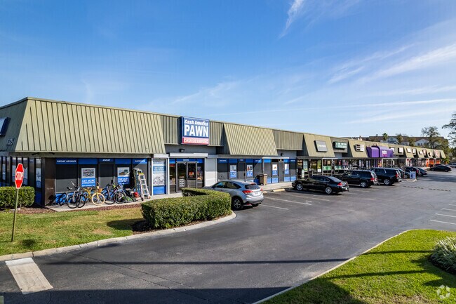 Northpark Commerce Center has a variety of businesses.