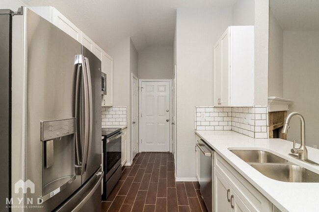 7104 Stewart Ln, Benbrook, TX 76126 - photo 4