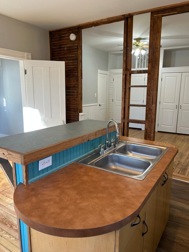 1103 Oakwood Ave unit . 1B, Richmond, VA 23223 - photo 6