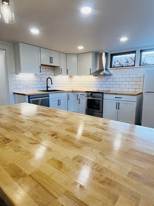 1106 S Willson Ave unit 3, Bozeman, MT 59715 - photo 5