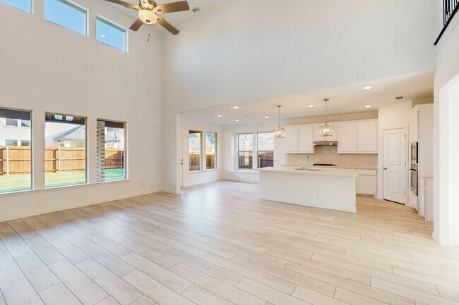 828 Sanger Ln unit 36476939, Leander, TX 78641 - photo 5