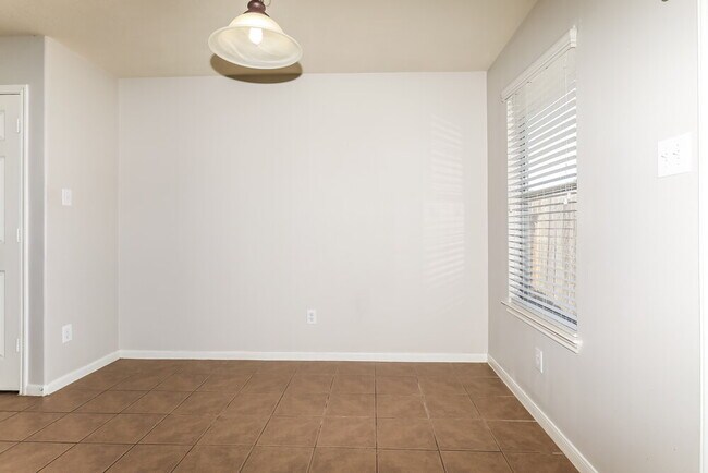 25418 Barmby Dr, Tomball, TX 77375 - photo 7
