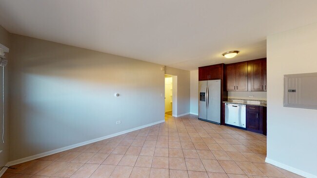 6341 W Belmont Ave unit 2R, Chicago, IL 60634 - photo 4