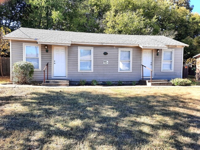 511 Wolf St unit B, Killeen, TX 76541 - photo 2