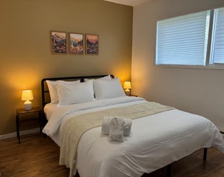 3520 E 42nd Ave Unit 5, Anchorage, AK 99508