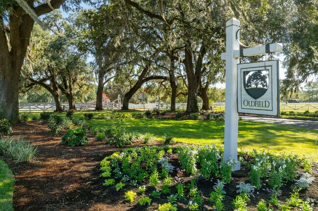 Oldfield is one of the most exclusive and highly sought after communities near Hilton Head.