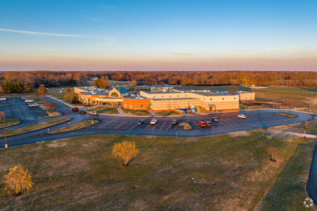 The High Pointe Elementary School campus is located in eastern Nixa.