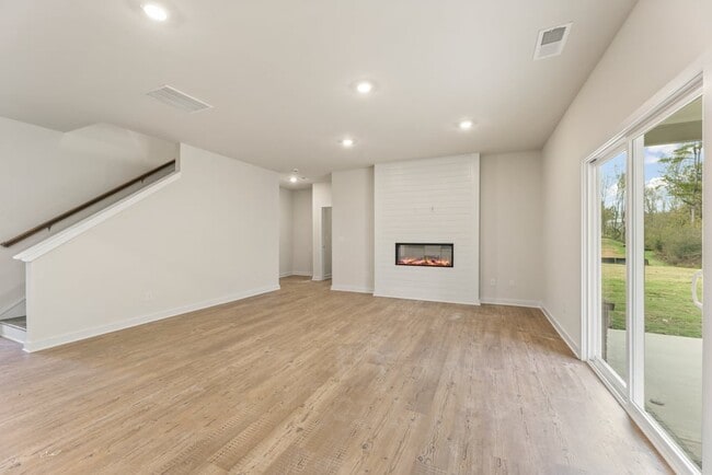 7390 Quinn Ct, Dawsonville, GA 30534 - photo 4