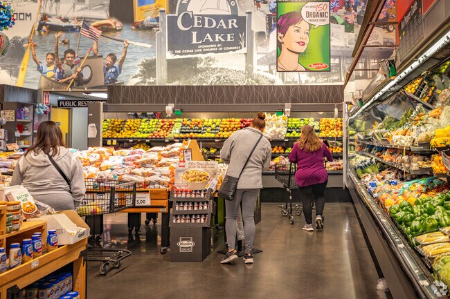 Strack Van Till has a large fresh grocery options in Crown Point.