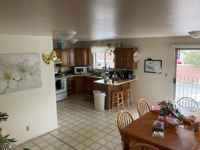 502 W 1720 N unit 502 west 1720 north, Provo, UT 84604 - photo 7