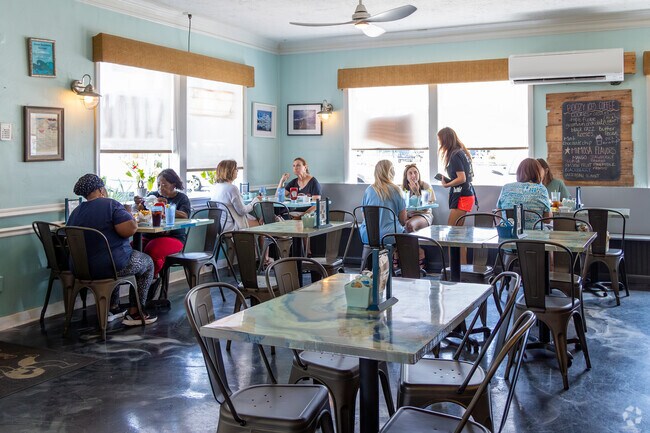 The nearby Savor Southern Kitchen serves southern brunch favorites.