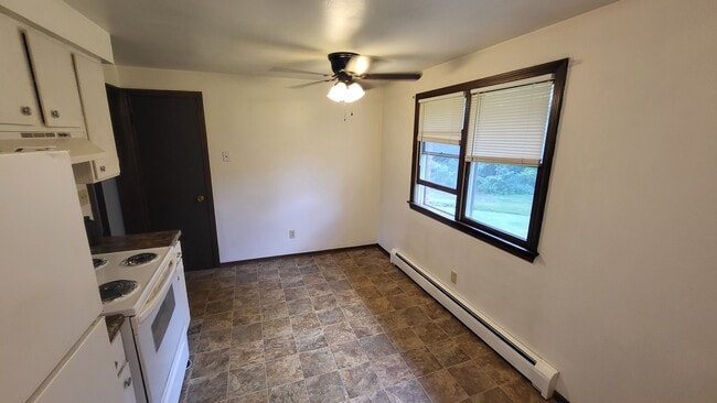 60 Meadowbrook Cir unit 3, New Middletown, OH 44442 - photo 4