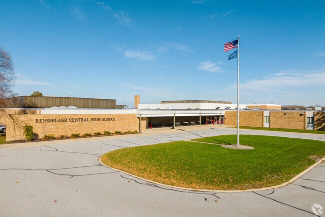 Rensselaer Central High School is a public school with about 521 students in grades 9-12.