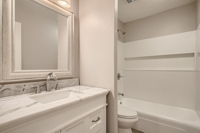 9375 E 17th Ave, Aurora, CO 80010 - photo 7