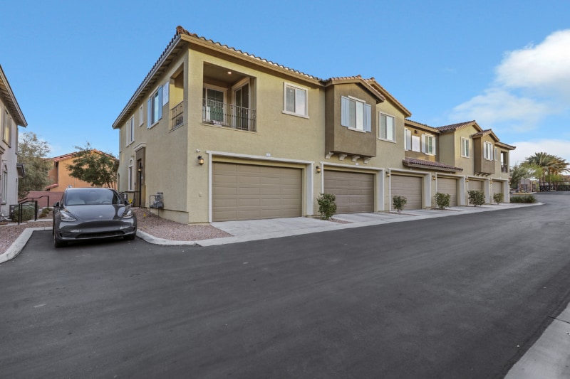 20 Barbara Ln, Las Vegas, NV 89183 - photo 1