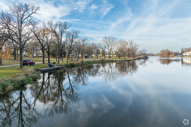 City Park in Oelwein features Lake Oelwein for fishing and boating.