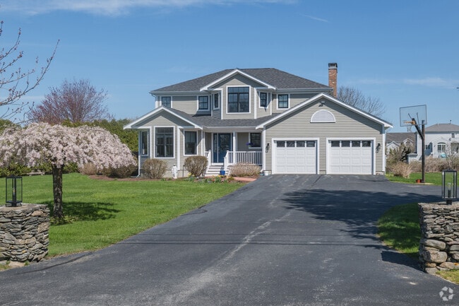 Large modern homes with well appointed lawns are rather common in East Fairhaven.
