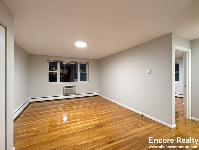 123 Babcock St unit 110-21, Brookline, MA 02446 - photo 7